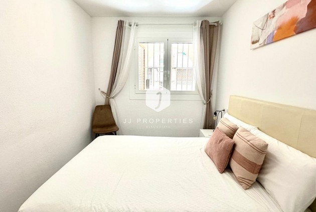 Resale - Apartment / flat -
Torrevieja - Acequion