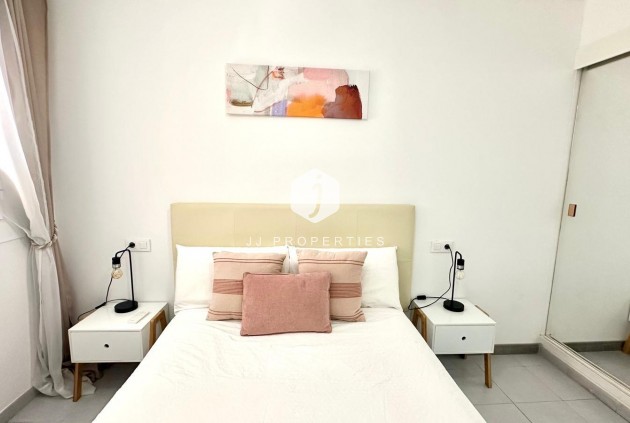 Resale - Apartment / flat -
Torrevieja - Acequion