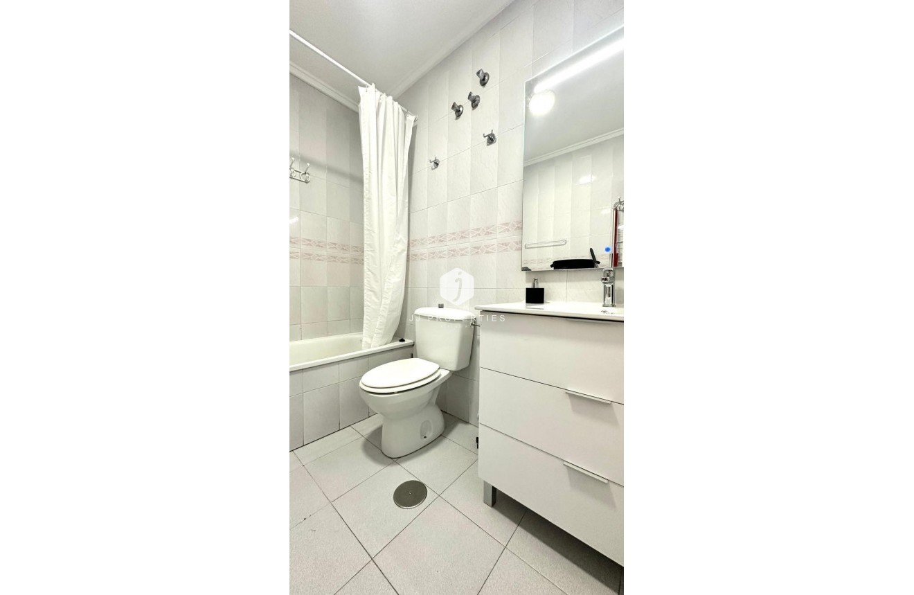 Resale - Apartment / flat -
Torrevieja - Acequion