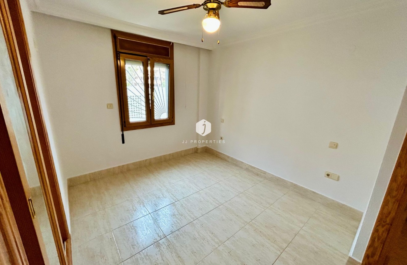 Tweedehands - Appartement / flat -
Guardamar del Segura - Costa Blanca