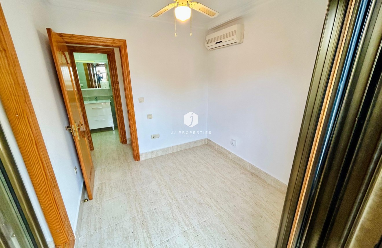 Tweedehands - Appartement / flat -
Guardamar del Segura - Costa Blanca