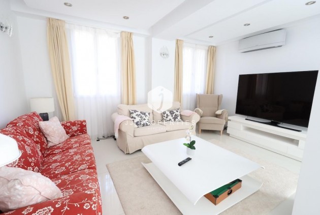 Tweedehands - Villa -
Cabo Roig - Costa Blanca