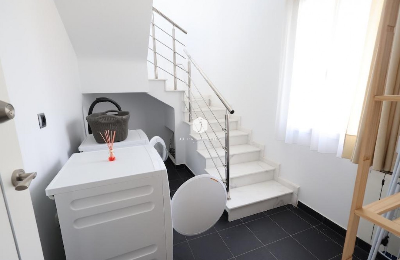 Tweedehands - Villa -
Cabo Roig - Costa Blanca