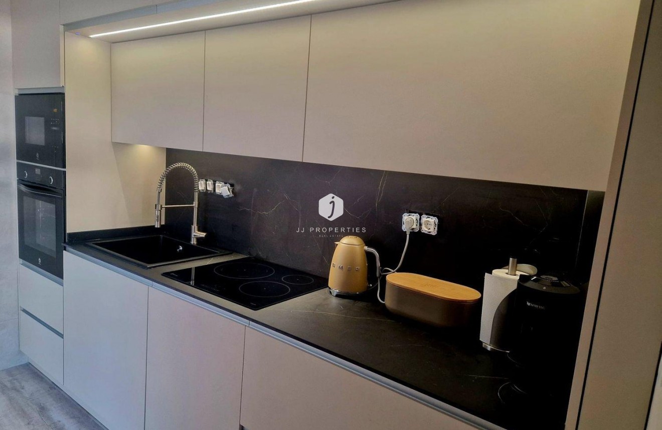 Tweedehands - duplex -
Torrevieja - Los Balcones - Los Altos del Edén