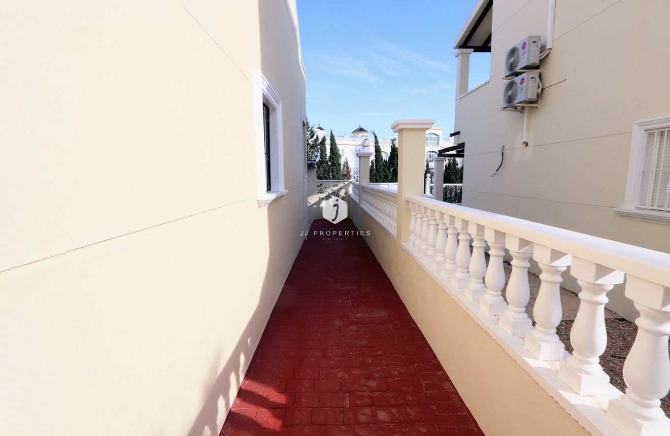 Tweedehands - Chalet -
San Miguel de Salinas - El Galán