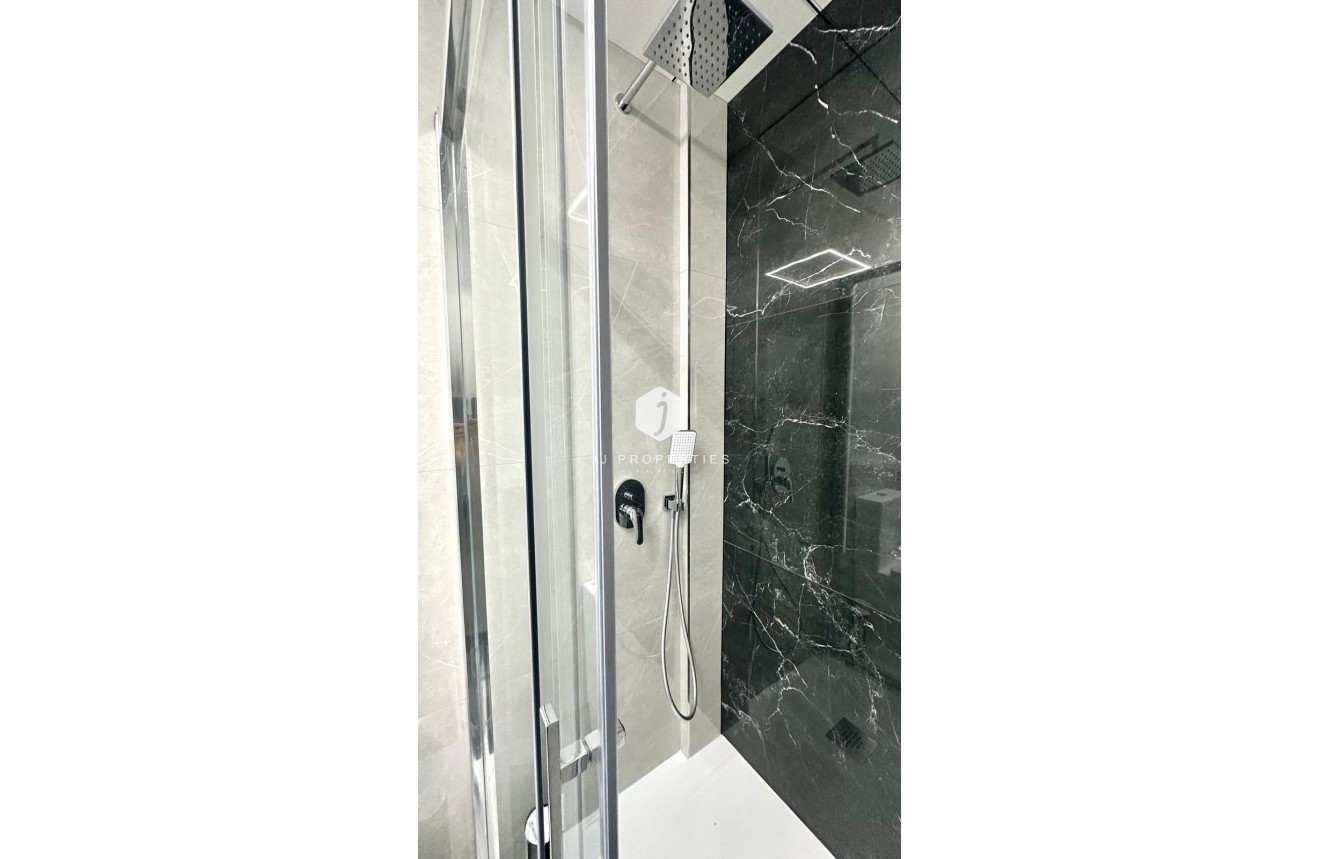 Tweedehands - Appartement / flat -
Torrevieja - Playa del Cura