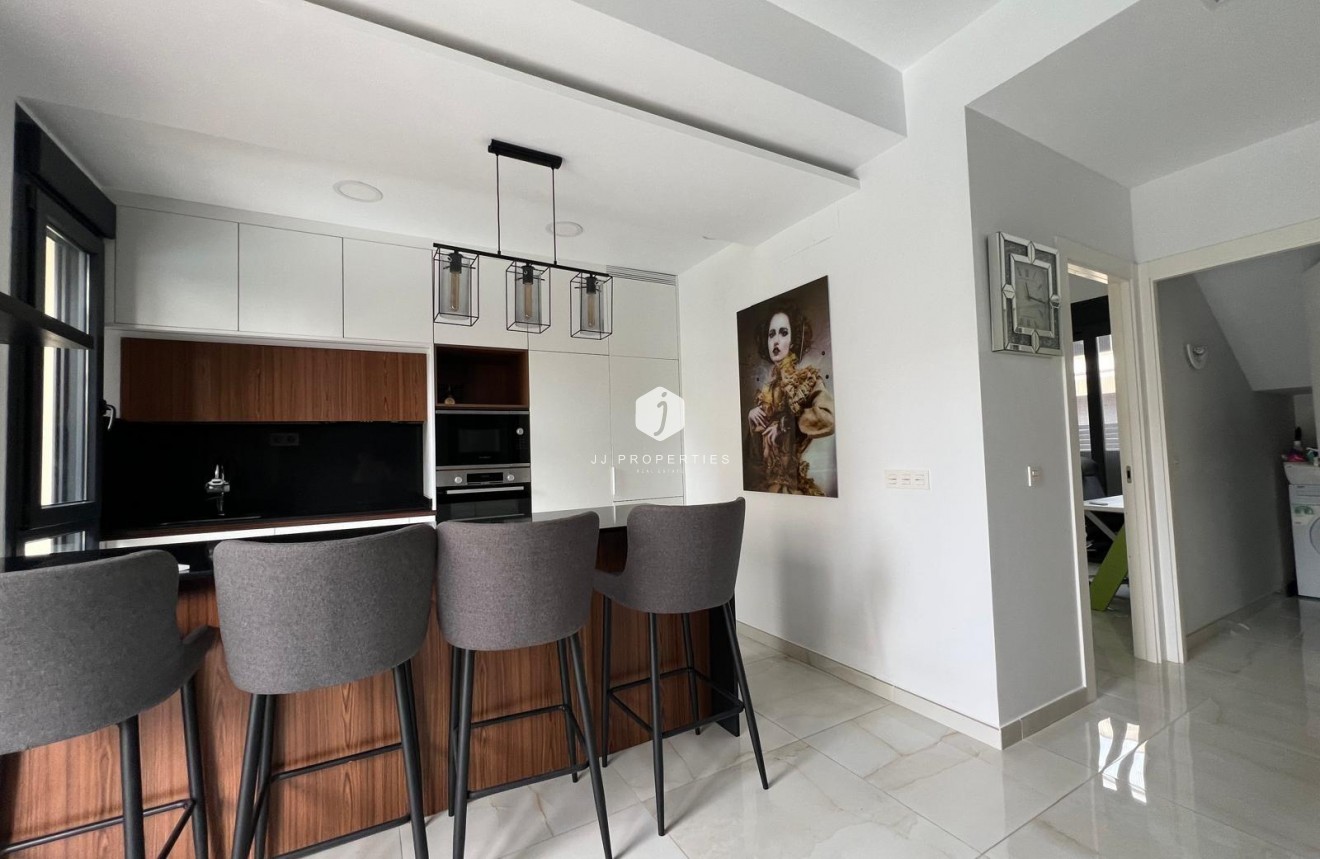 Resale - Villa -
Orihuela Costa - Lomas de Cabo Roig