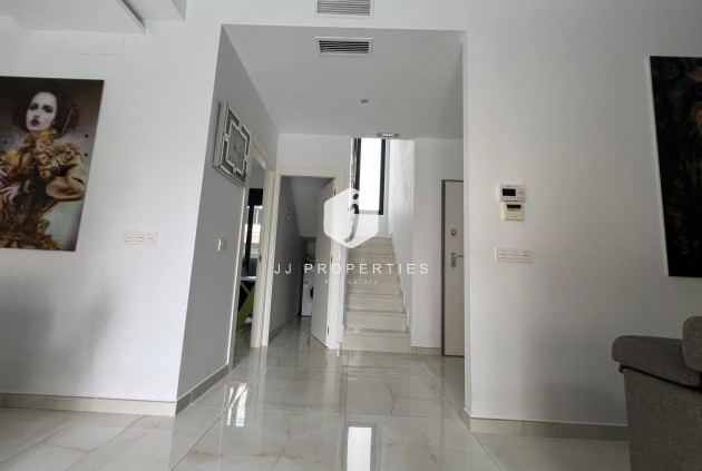 Resale - Villa -
Orihuela Costa - Lomas de Cabo Roig