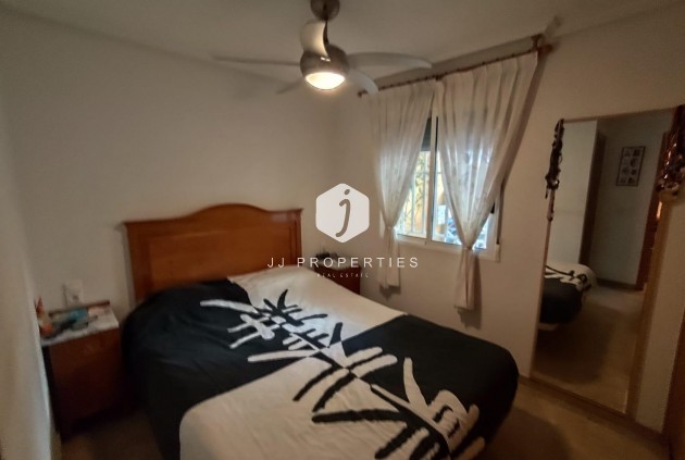 Resale - Apartment / flat -
Torrevieja - Estacion de autobuses