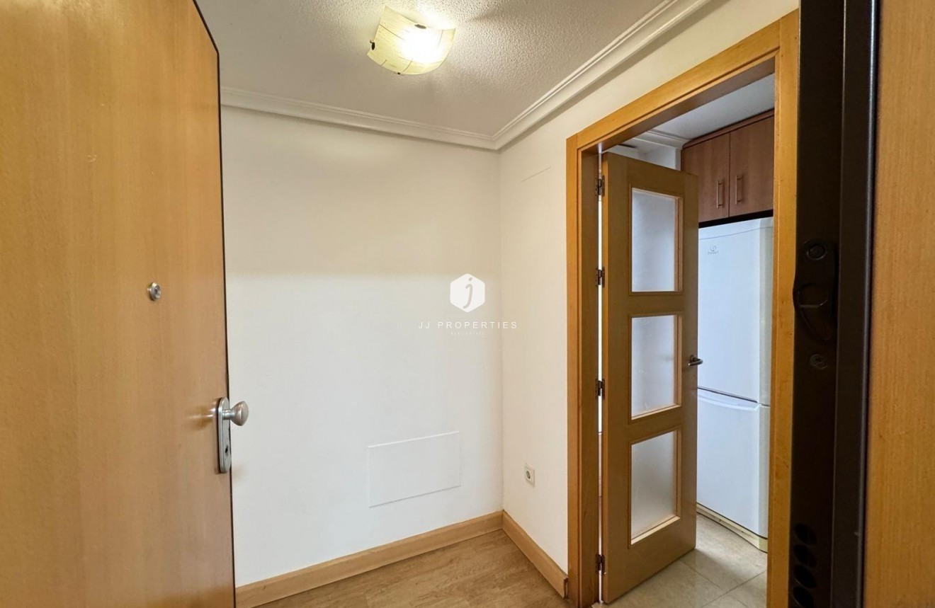 Tweedehands - Appartement / flat -
Torrevieja