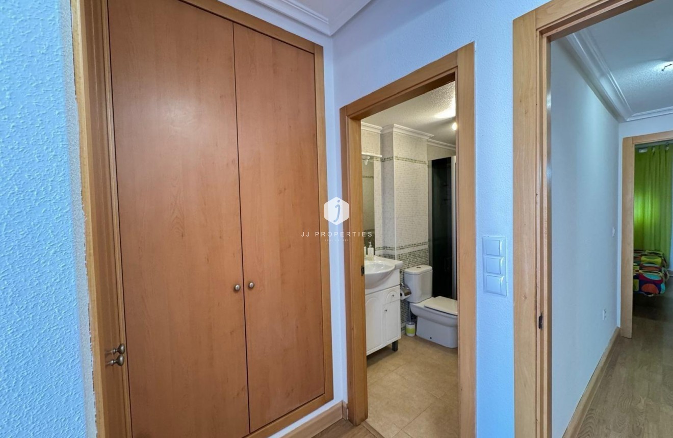 Tweedehands - Appartement / flat -
Torrevieja