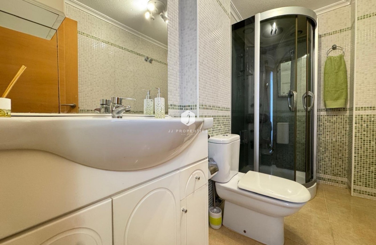 Tweedehands - Appartement / flat -
Torrevieja