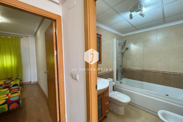 Tweedehands - Appartement / flat -
Torrevieja