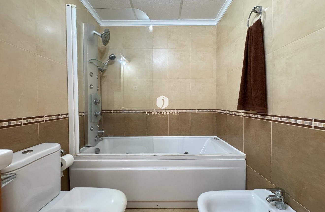 Tweedehands - Appartement / flat -
Torrevieja