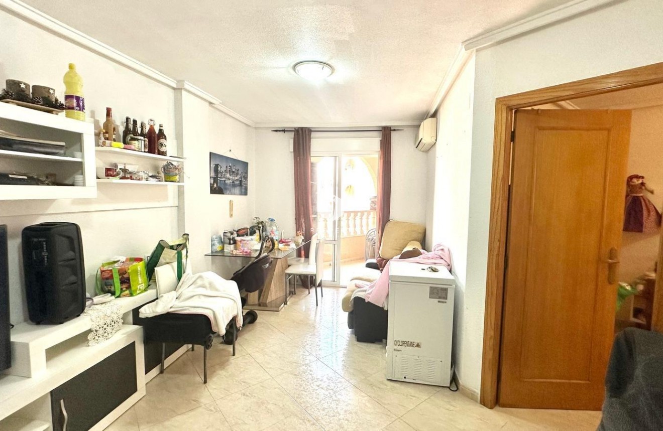 Tweedehands - Appartement / flat -
Torrevieja - Estacion de autobuses