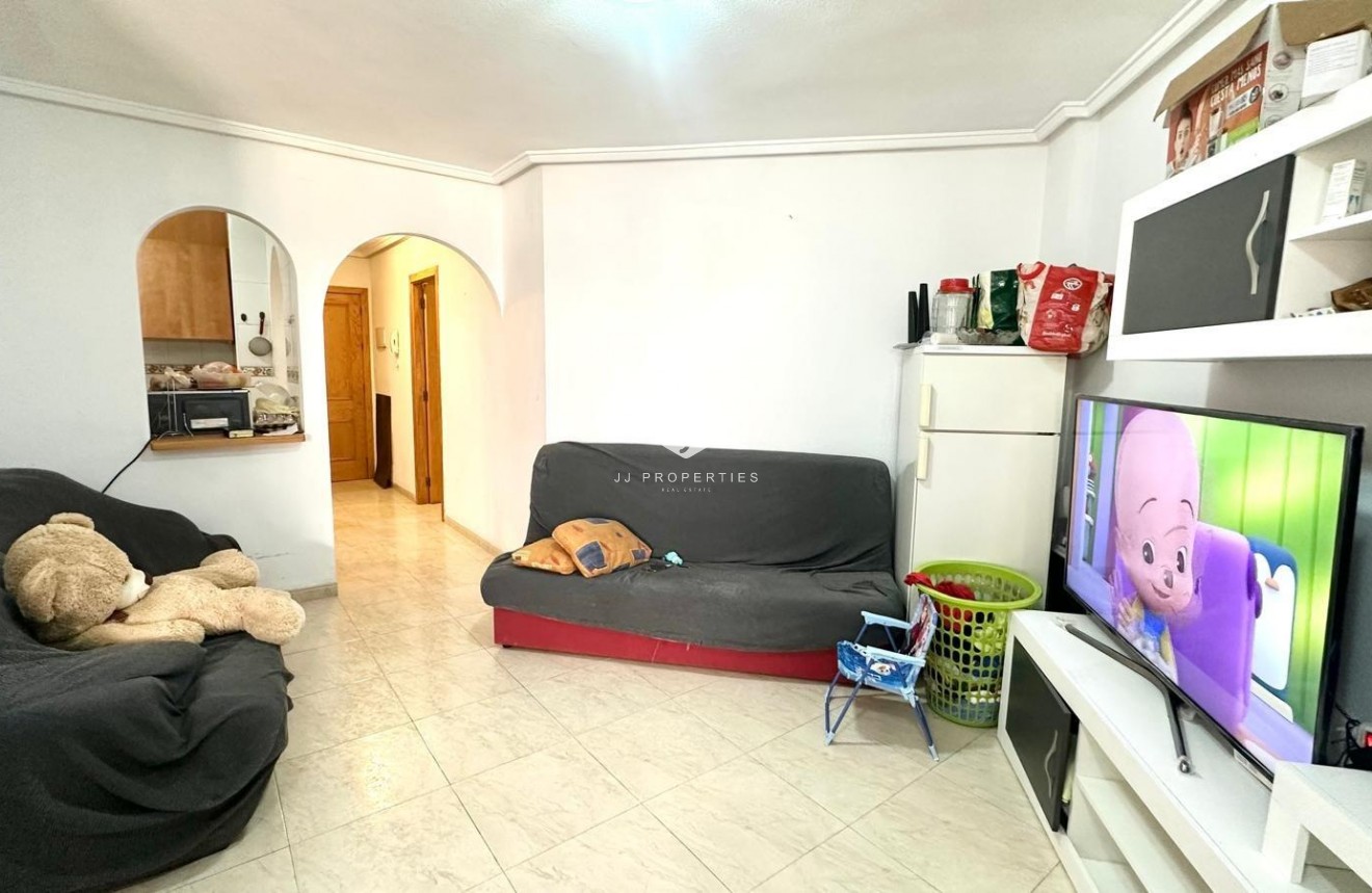 Tweedehands - Appartement / flat -
Torrevieja - Estacion de autobuses