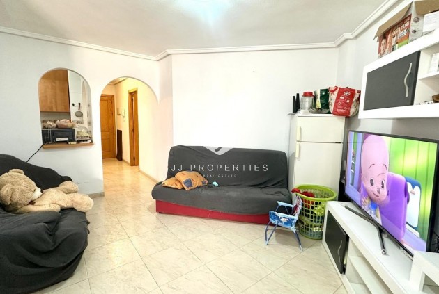 Tweedehands - Appartement / flat -
Torrevieja - Estacion de autobuses