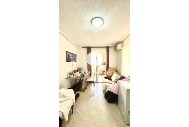 Tweedehands - Appartement / flat -
Torrevieja - Estacion de autobuses