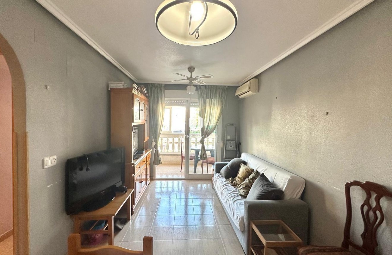 Tweedehands - Appartement / flat -
Torrevieja