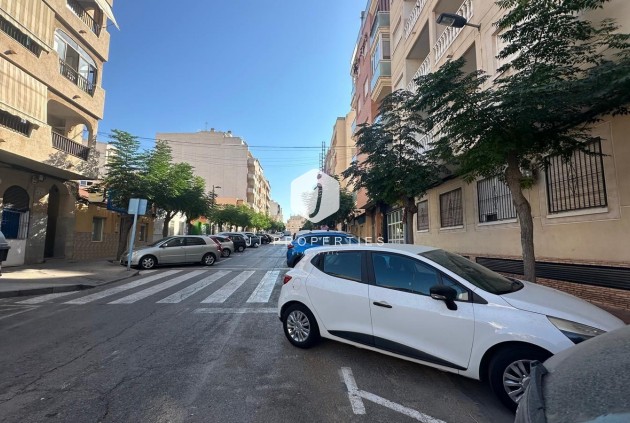 Tweedehands - Appartement / flat -
Torrevieja