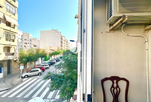 Tweedehands - Appartement / flat -
Torrevieja