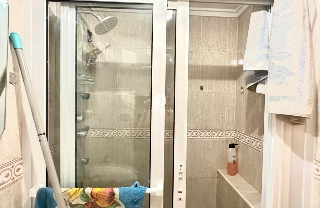 Tweedehands - Appartement / flat -
Torrevieja