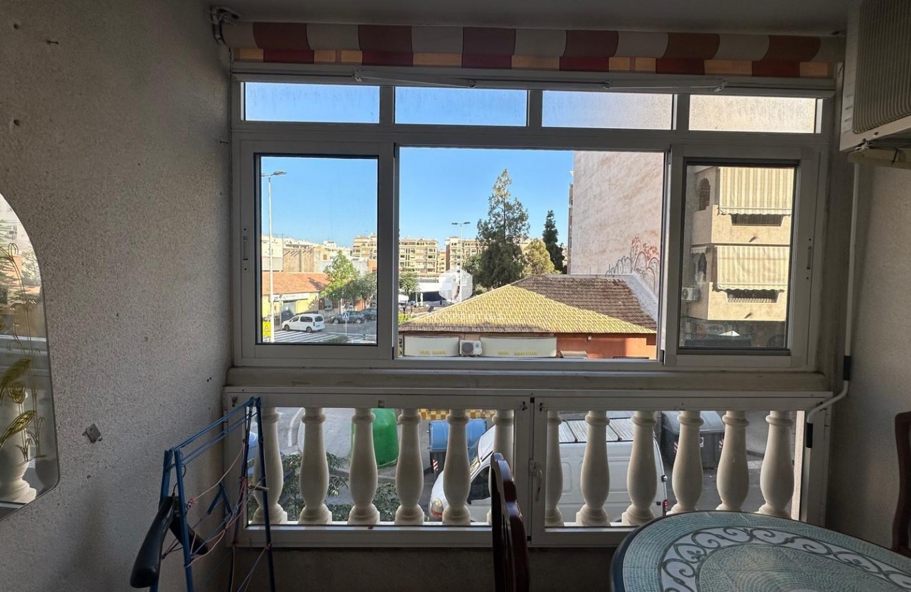 Tweedehands - Appartement / flat -
Torrevieja