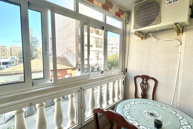 Tweedehands - Appartement / flat -
Torrevieja