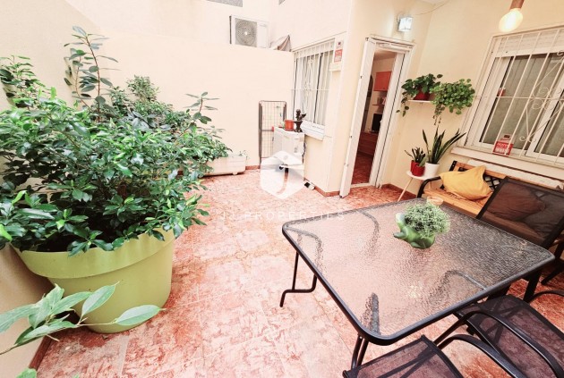 Tweedehands - Appartement / flat -
Torrevieja - Estacion de autobuses