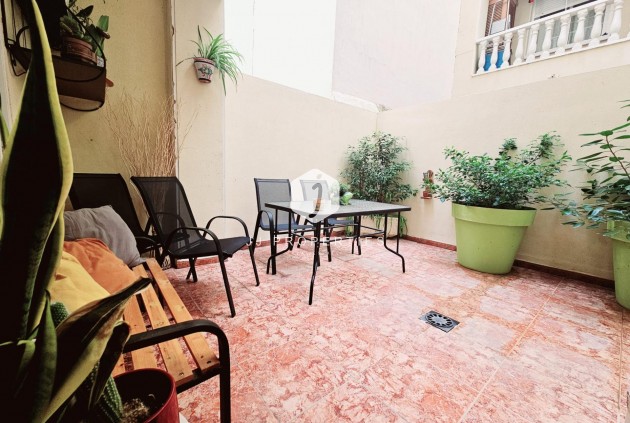 Tweedehands - Appartement / flat -
Torrevieja - Estacion de autobuses