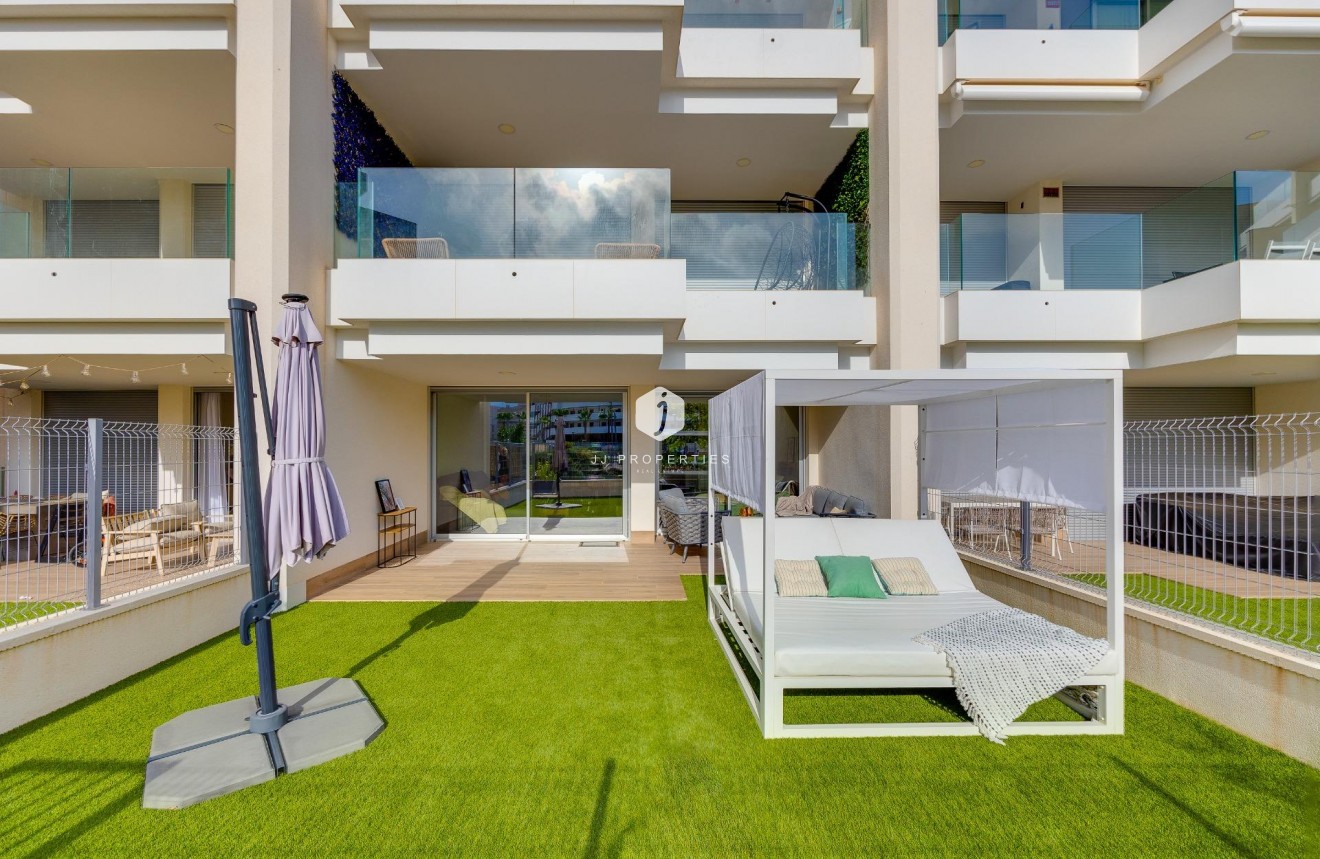 Tweedehands - Appartement / flat -
Orihuela Costa - Villamartín-las Filipinas