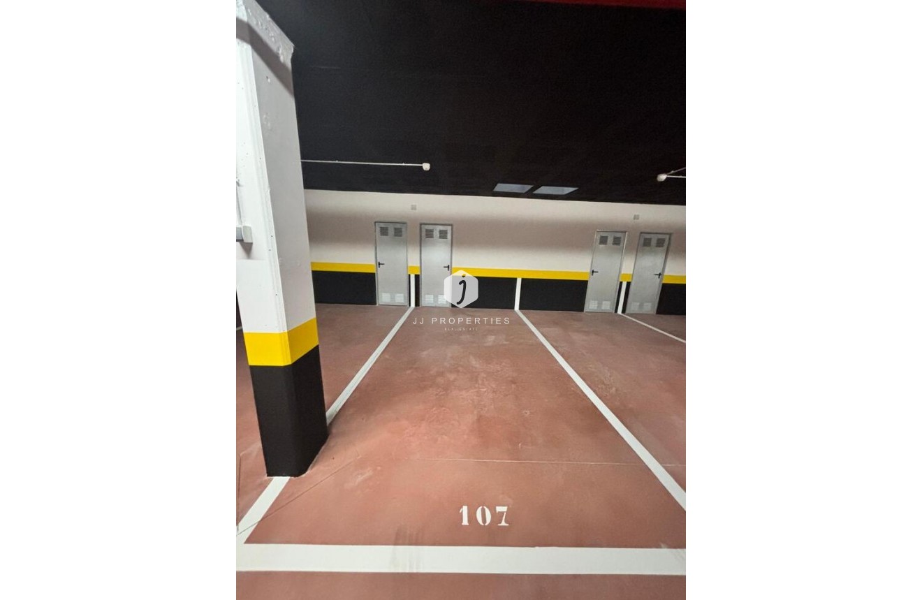 Tweedehands - Appartement / flat -
Punta Prima - Orihuela Costa