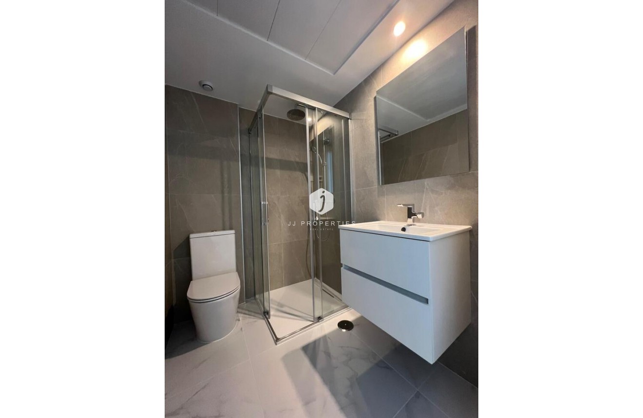 Tweedehands - Appartement / flat -
Punta Prima - Orihuela Costa