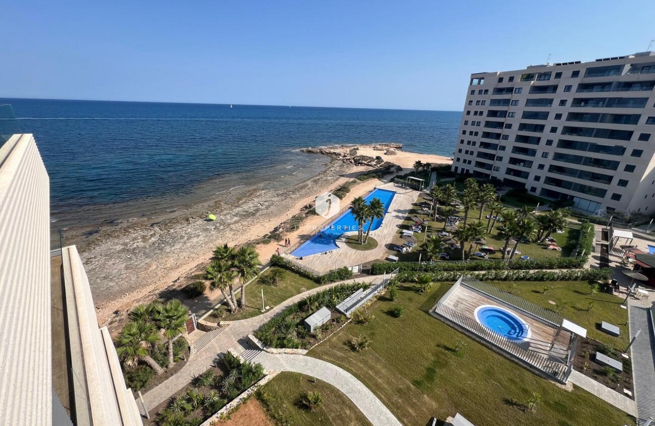 Tweedehands - Appartement / flat -
Punta Prima - Orihuela Costa