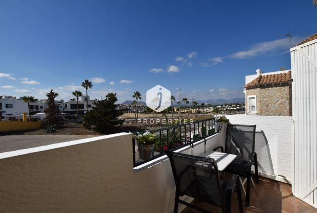 Z drugiej ręki - Mieszkanie w bloku -
Algorfa - Inland