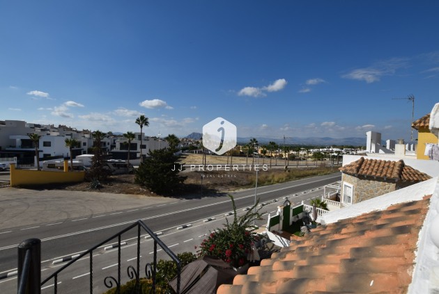 Z drugiej ręki - Mieszkanie w bloku -
Algorfa - Inland