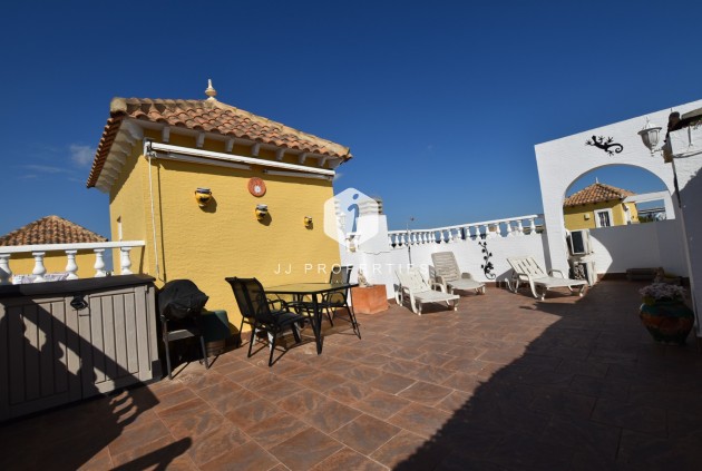 Z drugiej ręki - Mieszkanie w bloku -
Algorfa - Inland