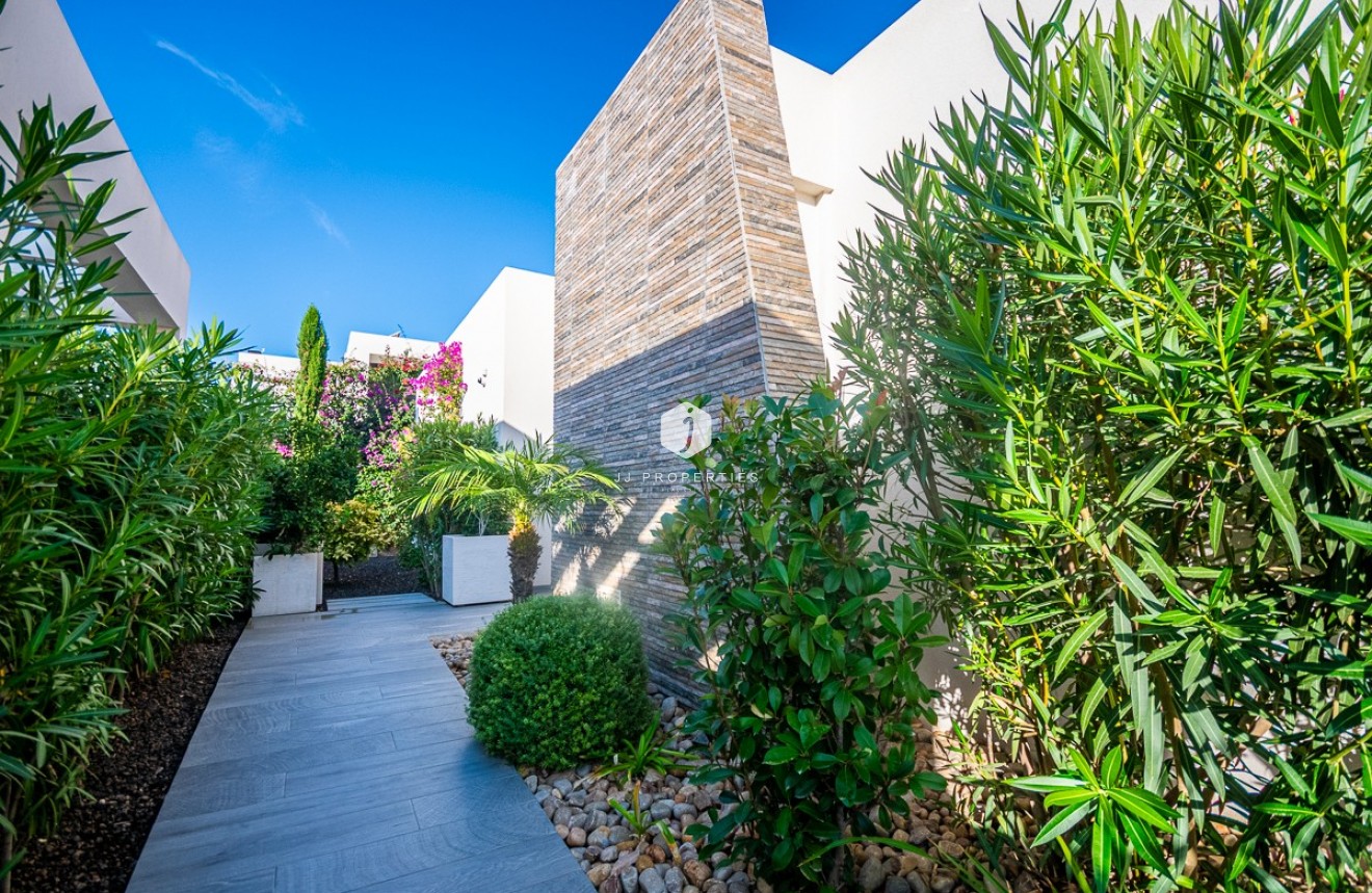 Resale - Villa -
Algorfa - Inland