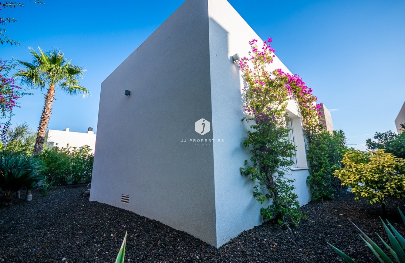 Resale - Villa -
Algorfa - Inland