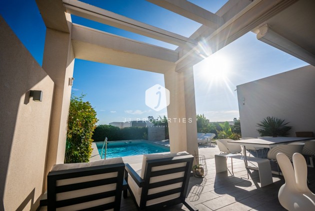 Resale - Villa -
Algorfa - Inland
