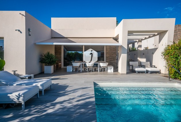 Resale - Villa -
Algorfa - Inland