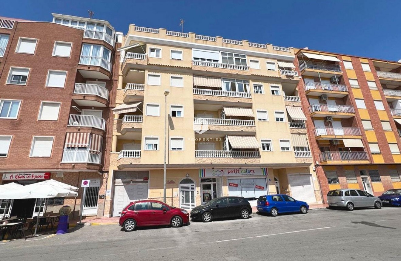 Tweedehands - Appartement / flat -
Guardamar del Segura - Pueblo