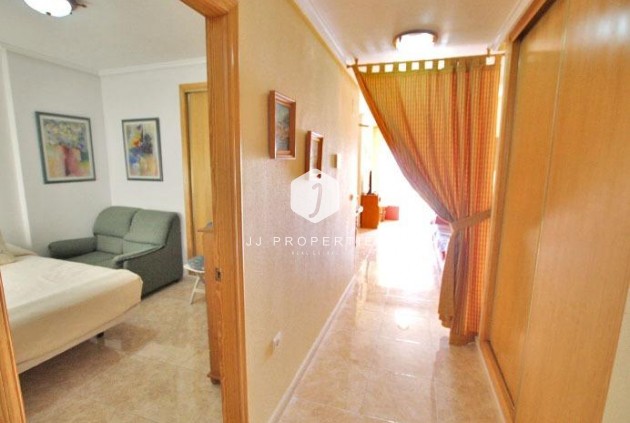 Tweedehands - Appartement / flat -
Guardamar del Segura - Pueblo