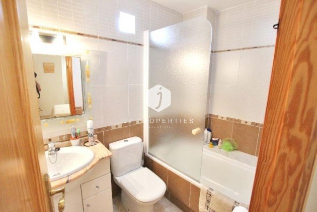 Tweedehands - Appartement / flat -
Guardamar del Segura - Pueblo