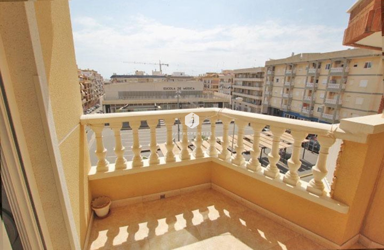 Tweedehands - Appartement / flat -
Guardamar del Segura - Pueblo