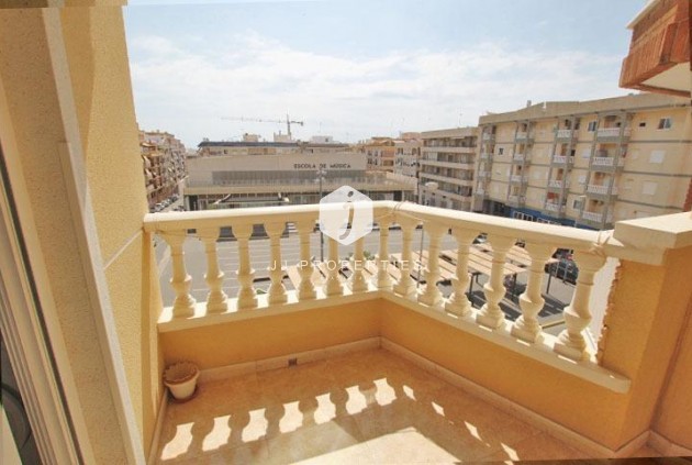 Tweedehands - Appartement / flat -
Guardamar del Segura - Pueblo