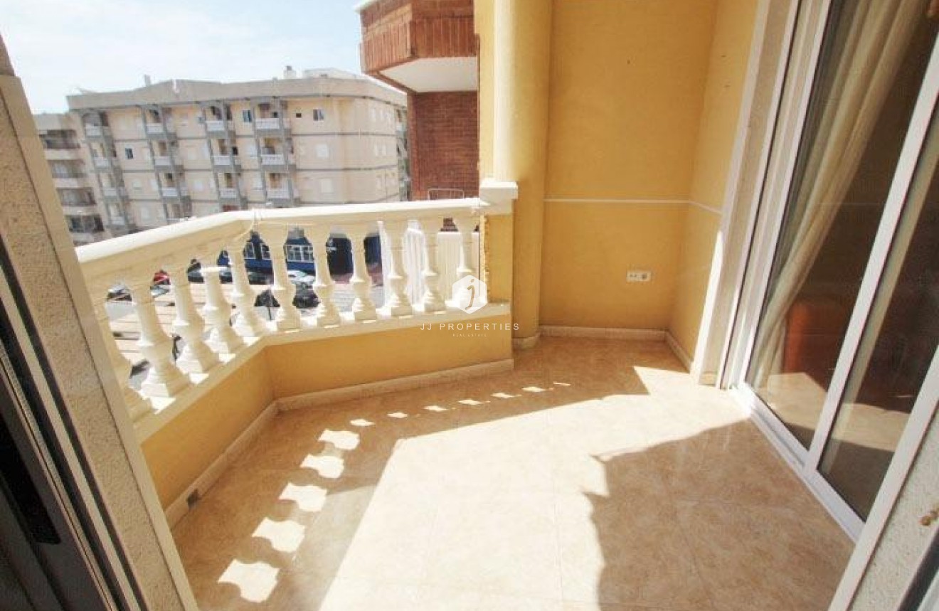 Tweedehands - Appartement / flat -
Guardamar del Segura - Pueblo