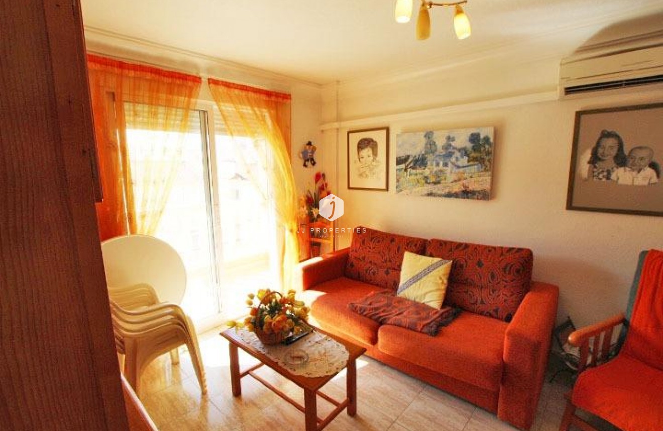 Tweedehands - Appartement / flat -
Guardamar del Segura - Centro