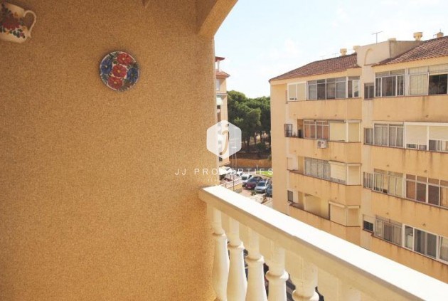 Tweedehands - Appartement / flat -
Guardamar del Segura - Centro