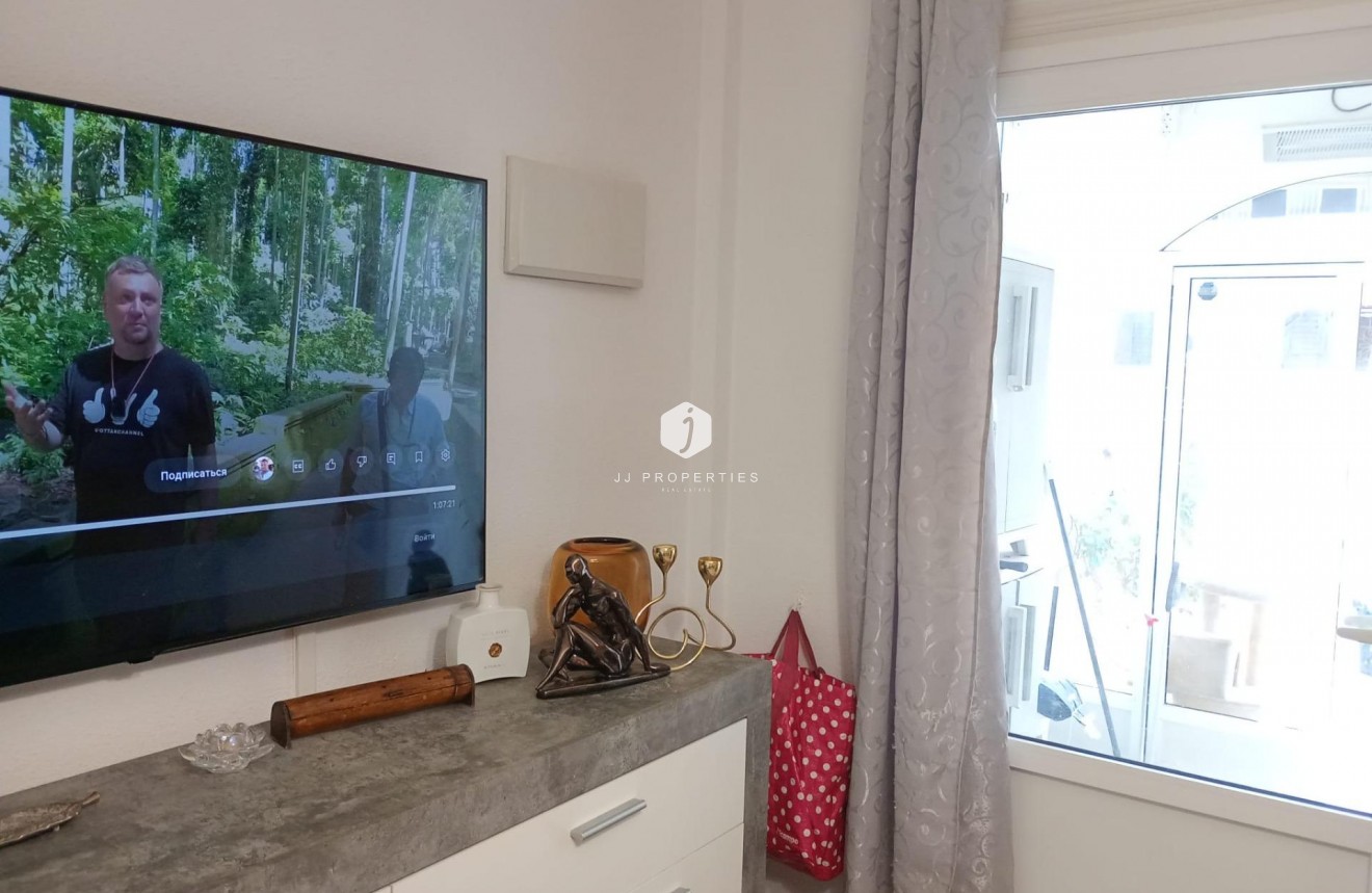 Tweedehands - Bungalow -
Torrevieja - La Siesta - El Salado - Torreta